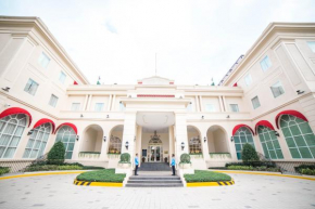 Гостиница Rizal Park Hotel  Манила